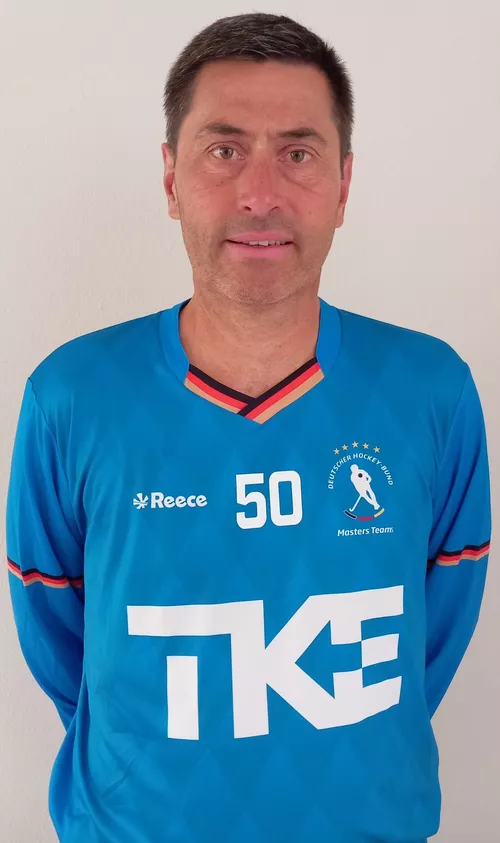 Replika_Logo_Masters_Team_CMYK_300